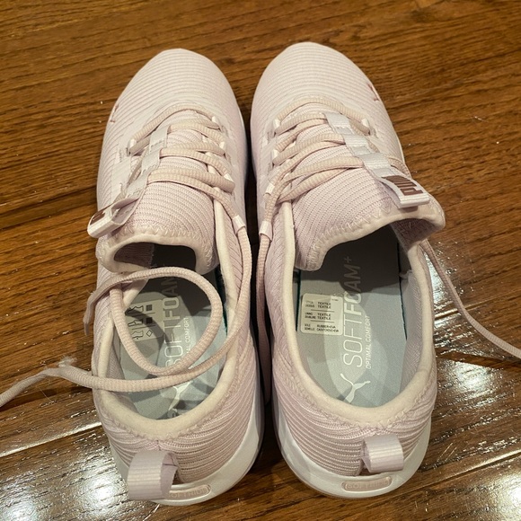 Light Pink Nike Sneakers - Picture 2 of 5